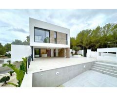 Villa en venta en Benimeit, Moraira, Costa Blanca.. SISK-T52