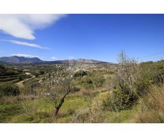 Parcela con vistas despejadas en Benissa, Costa Blanca.. SISK-T55