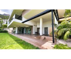 Moderna Villa en Altea Hills con ascensor, spa y vistas al mar. SISK-T72