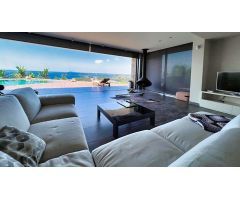 Moderna Villa en Altea Hills con ascensor, spa y vistas al mar. SISK-T72
