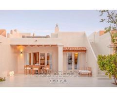 Casa / Chalet en Sant Josep de sa Talaia, Cala Moli, venta. ZUUM-T344