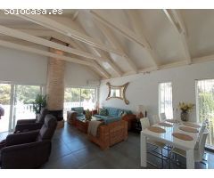 villa en Venta en Alfas Del Pi l apos;. FTBS-T3628