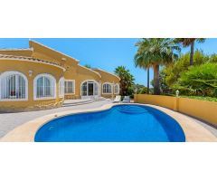 villa en Venta en Calpe. ETRV-T2686