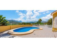 villa en Venta en Calpe. ETRV-T2686