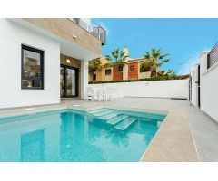 chalet en Venta en Torrevieja. BCLW-T2413