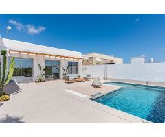 chalet en Venta en Benijofar. BCLW-T2552