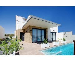chalet en Venta en San Miguel De Salinas. BCLW-T2692