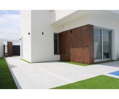 chalet en Venta en San Fulgencio. BCLW-T2845