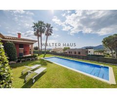 Exclusiva casa en venta en Costa Brava, Girona. EGYB-T694
