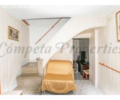casa adosada en Venta en Cómpeta. RLJO-T6421