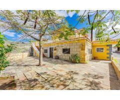 villa en Venta en San Miguel De Abona. UEBZ-T1375