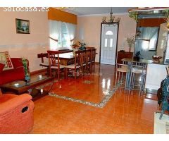 villa en Venta en Nigran. XZWZ-T3