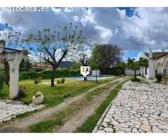 villa en Venta en Lora De Estepa. FQFR-T5612