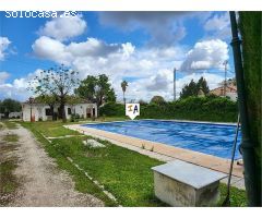 villa en Venta en Lora De Estepa. FQFR-T5612