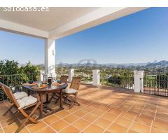 villa en Venta en Alhaurín el Grande. RLJO-T6422