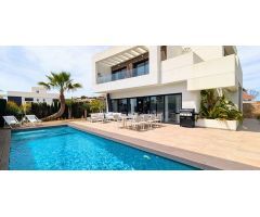villa en Venta en Ciudad Quesada. ETRV-T2825