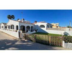 casa en Venta en Setla-Mirarrosa. BCLW-T2463