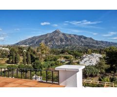 villa en Venta en Marbella. DXUQ-T3023