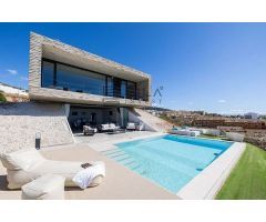 casa unifamiliar en Venta en Benalmádena. DXUQ-T3110