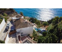 Chalet-Villa en venta en Benisa Costa, Punta Estrella: 5 habitaciones, piscina.. SISK-T410