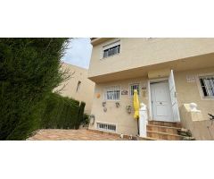villa en Venta en Benijofar. ETRV-T2989