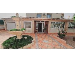 villa en Venta en Torrevieja. ETRV-T2995