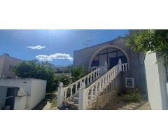 villa en Venta en Torrevieja. ETRV-T3016