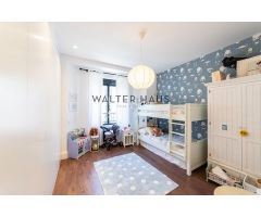 Piso en venta con terraza en Trafalgar, Madrid. EGYB-T711