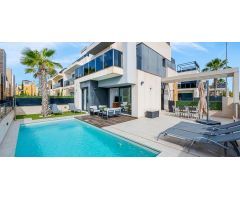 villa en Venta en Orihuela Costa. ETRV-T3043