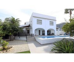 villa en Venta en Albir. FTBS-T3735