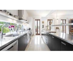 villa en Venta en Santa Ponsa. XPNT-T3955