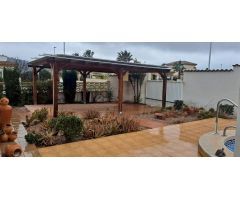 villa en Venta en Hondon De Las Nieves. ETRV-T3164