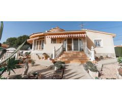 villa en Venta en Ciudad Quesada. ETRV-T3172