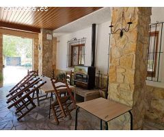 villa en Venta en Elda. GHQC-T19