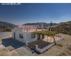 casa adosada en Venta en Cómpeta. RLJO-T6436
