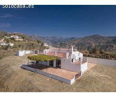 casa adosada en Venta en Cómpeta. RLJO-T6436
