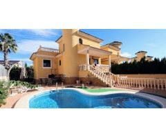 villa en Venta en Orihuela Costa. ETRV-T3197