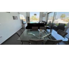 villa en Venta en Benijofar. ETRV-T3208