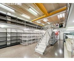 Local comercial en alquiler en Eixample, Barcelona. EGYB-T455