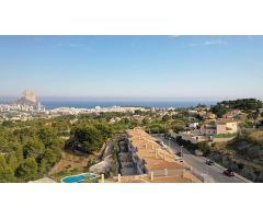 Gran parcela de 6000 m2 en Calpe (Costa blanca) con vistas al mar, situada a tan solo 2.5 km de Calp