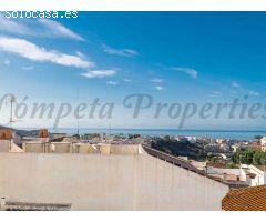 casa adosada en Venta en Torrox. RLJO-T6443