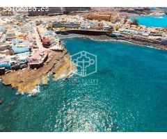villa en Venta en Adeje. UEBZ-T992