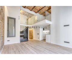 Dúplex en venta en El Poblenou, Barcelona. EGYB-T126