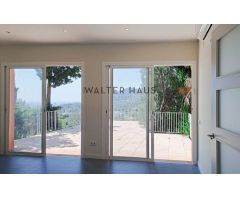 Casa reformada con vistas en venta en Sarrià, Barcelona. EGYB-T740