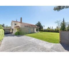 Casa independiente en venta en Pedralbes, Barcelona. EGYB-T741