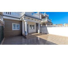 villa en Venta en Torrevieja. ETRV-T3365
