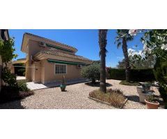 villa en Venta en Orihuela Costa. ETRV-T3388