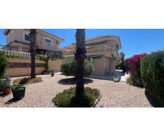 villa en Venta en Orihuela Costa. ETRV-T3388