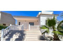 villa en Venta en Guardamar Del Segura. ETRV-T3412