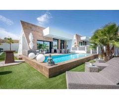 villa en Venta en Finestrat. FTBS-T3802